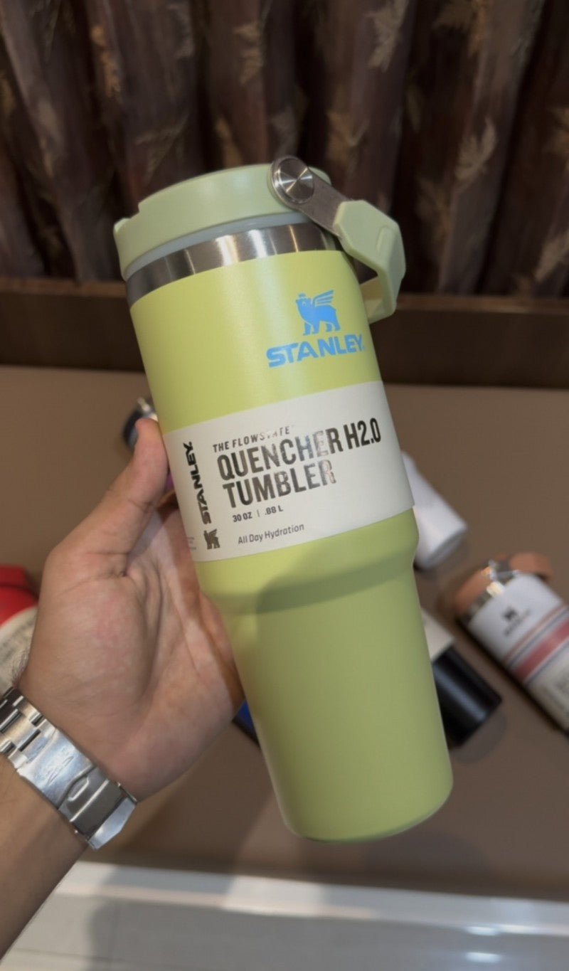 Stanley IceFlow Flip Straw Pista Green Tumbler