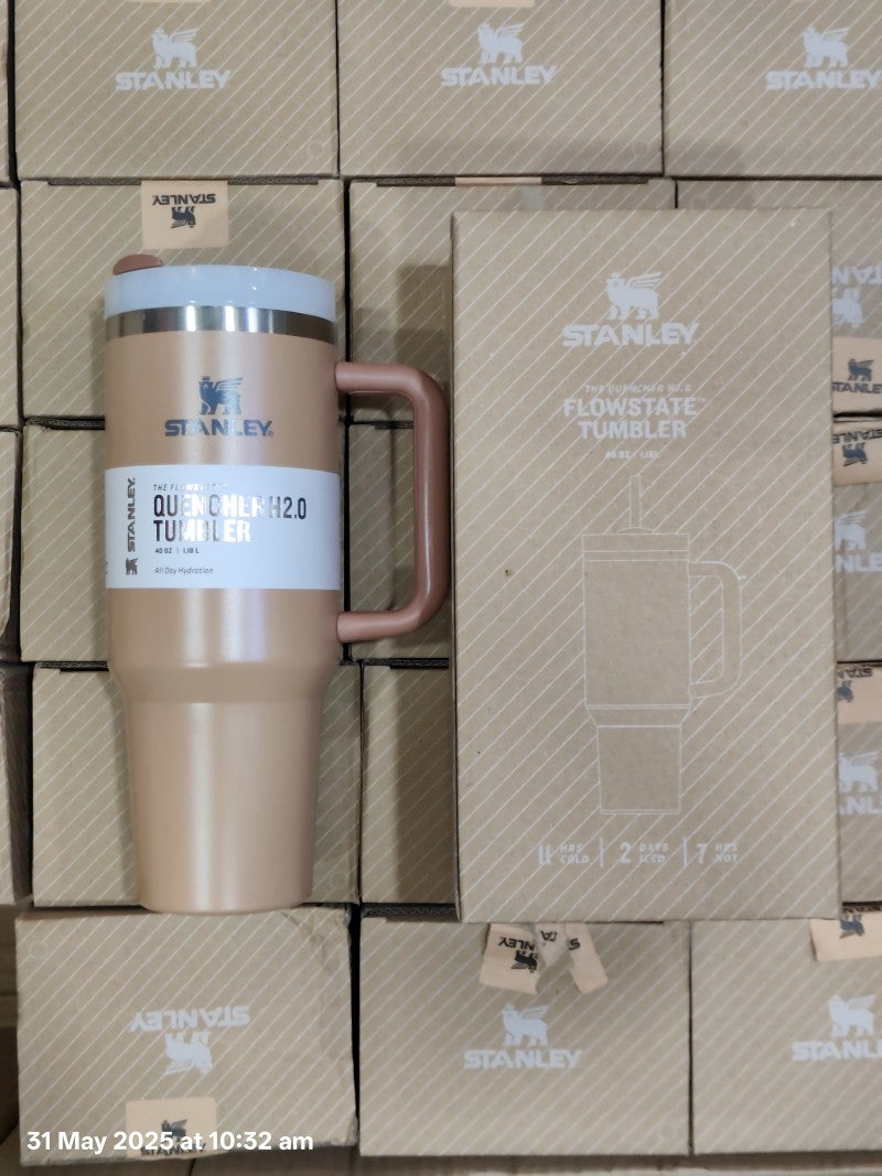 Stanley The Quencher H20 Flowstate Tumbler Brown