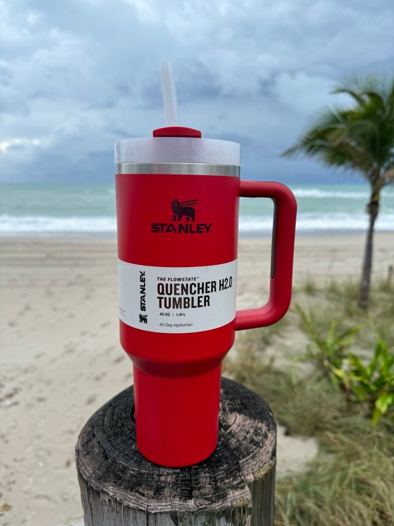 Stanley The Quencher H20 Flowstate Tumbler Red