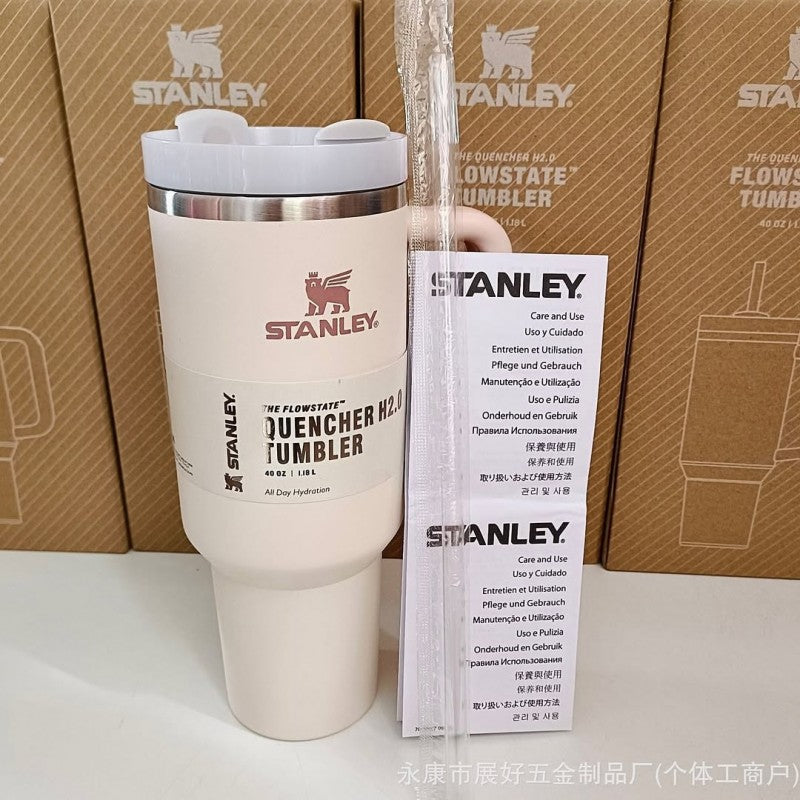 Stanley The Quencher H20 Flowstate Tumbler Cream