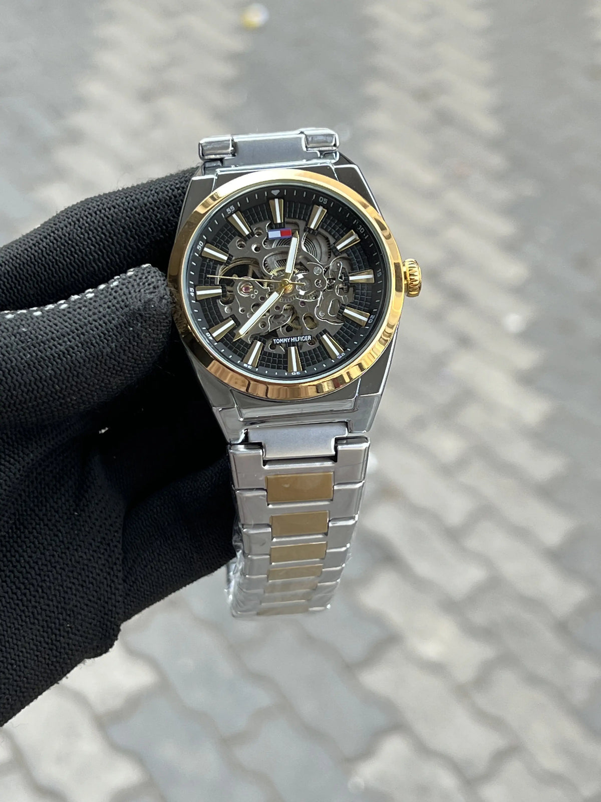 Tomm_y Hilfiger Chain Automatic Two Tone Black