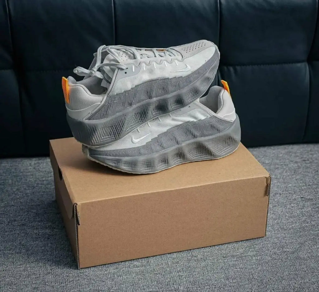 Nike_Ava Rover Wolf Grey Sneaker