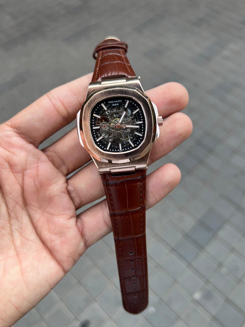 Pate_k Phillipe Nautilus Leather Automatic