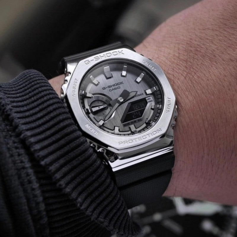 Casio G shock GM 2100 Silver