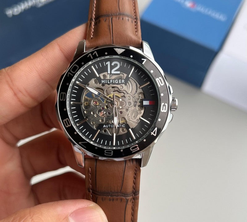 Tommy Hilfige r Automatic Leather