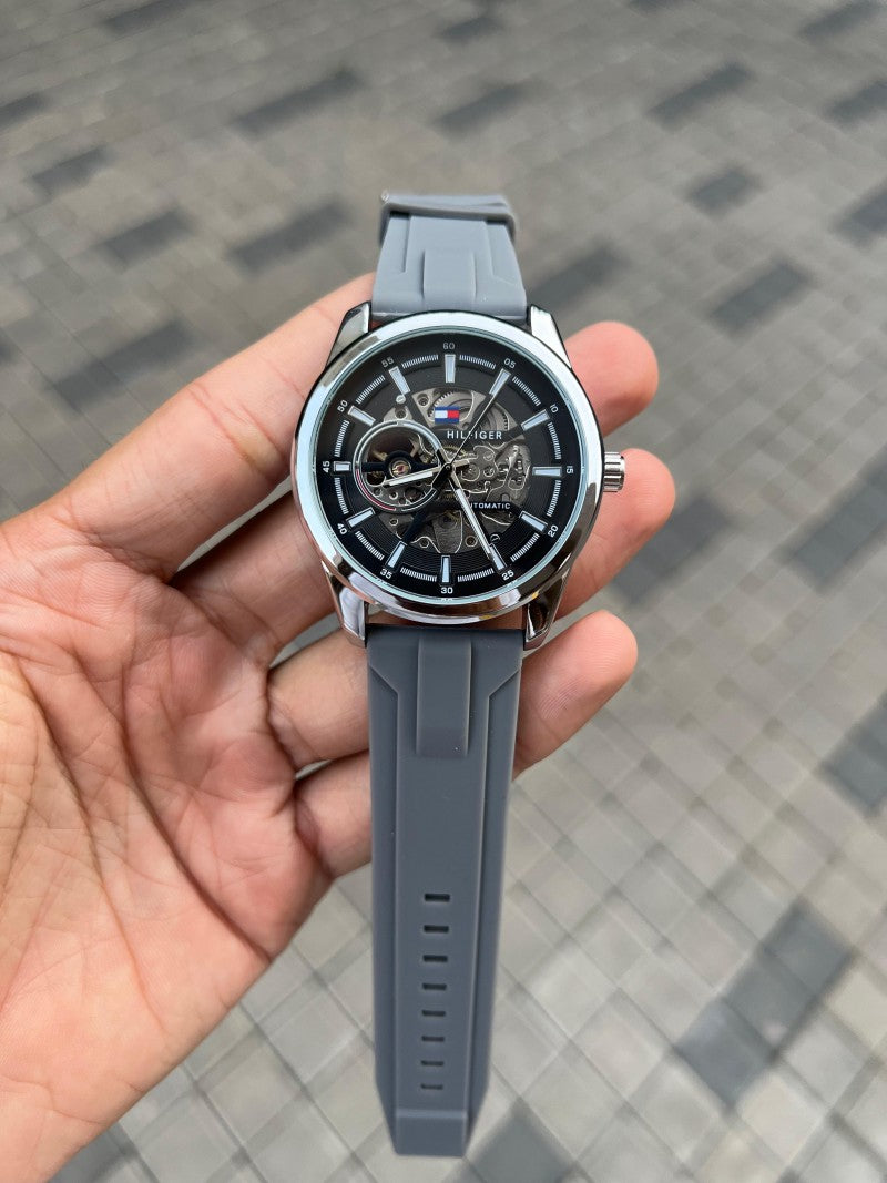 Tommy Hilfige r Automatic