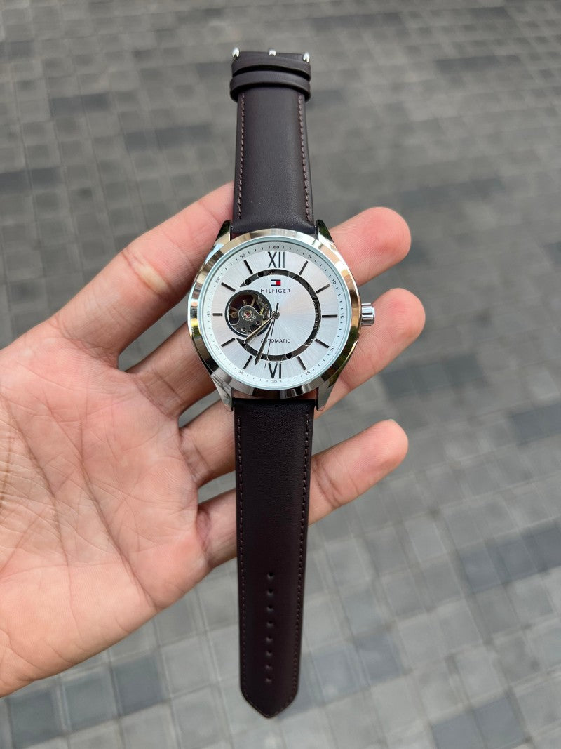Tommy Hilfige r Automatic