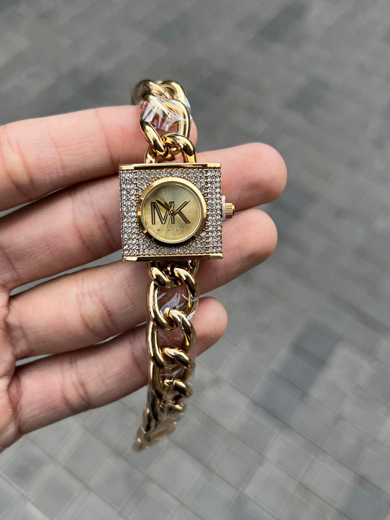 Michael kor s chain lock Full gold