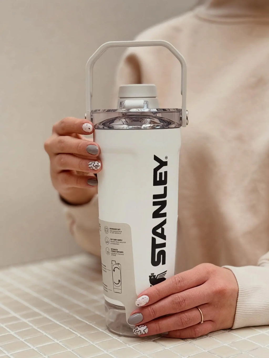 Stanley The Vitalize Shaker White