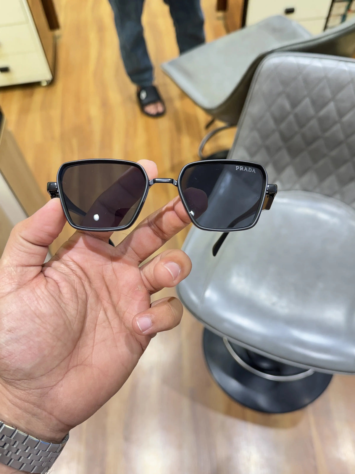 Copy Prada_7381_full_black
