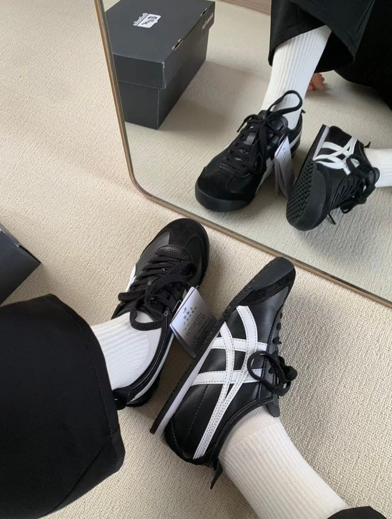 ONITSUKA TIGER MEXICO 66 BLACK WHITE