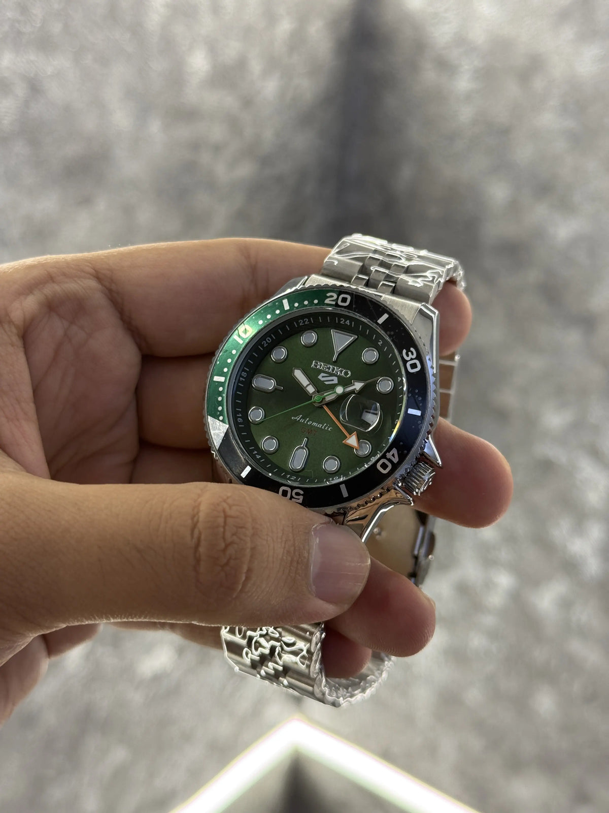 Seiko 5 GMT  Back Open 078