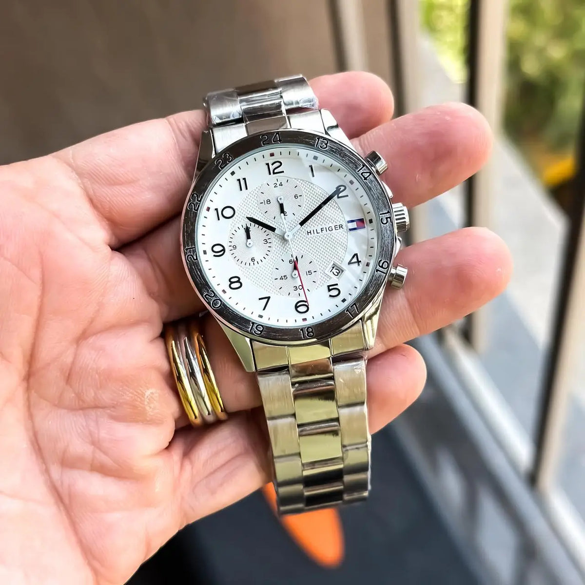 TOMMY SILVER WHITE