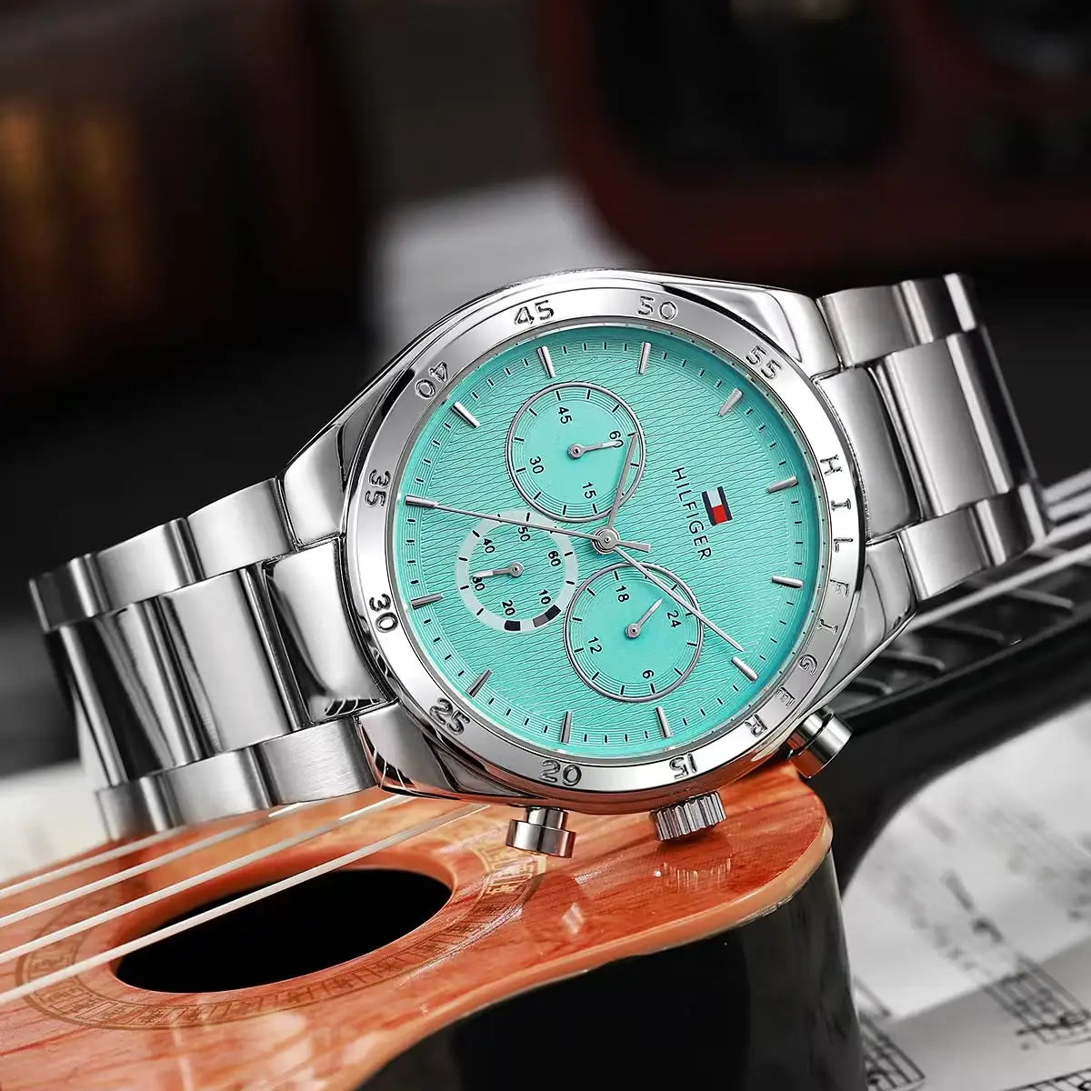 Tomm y Hilfiger Chronograph Chain