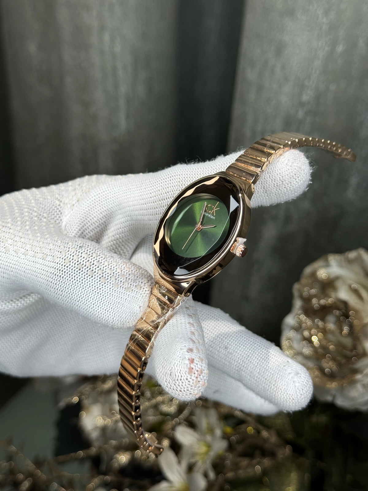 Calvin Klei n Oval Copper Green Premium Watch