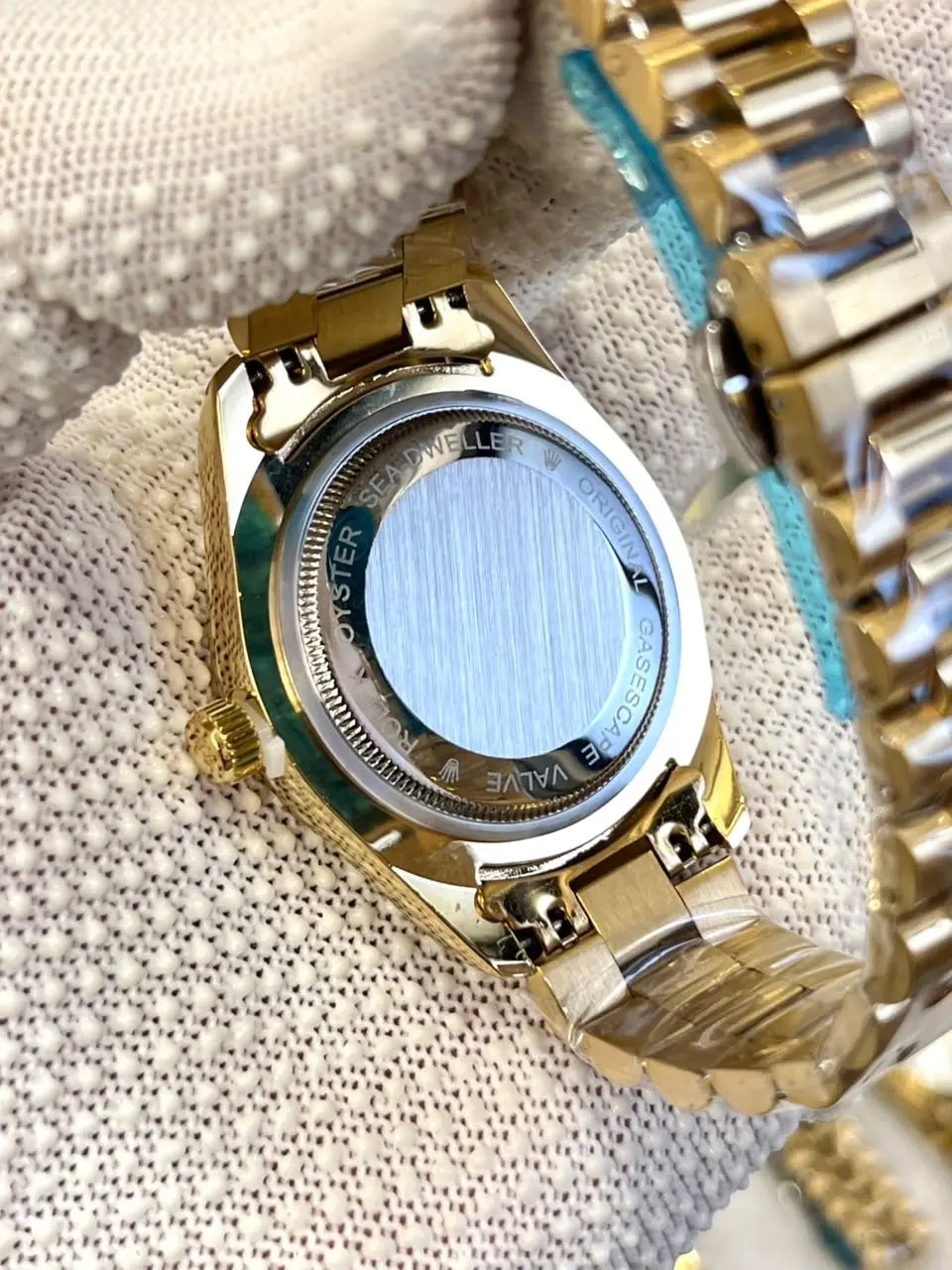 Rolex Sky-Dweller gold green