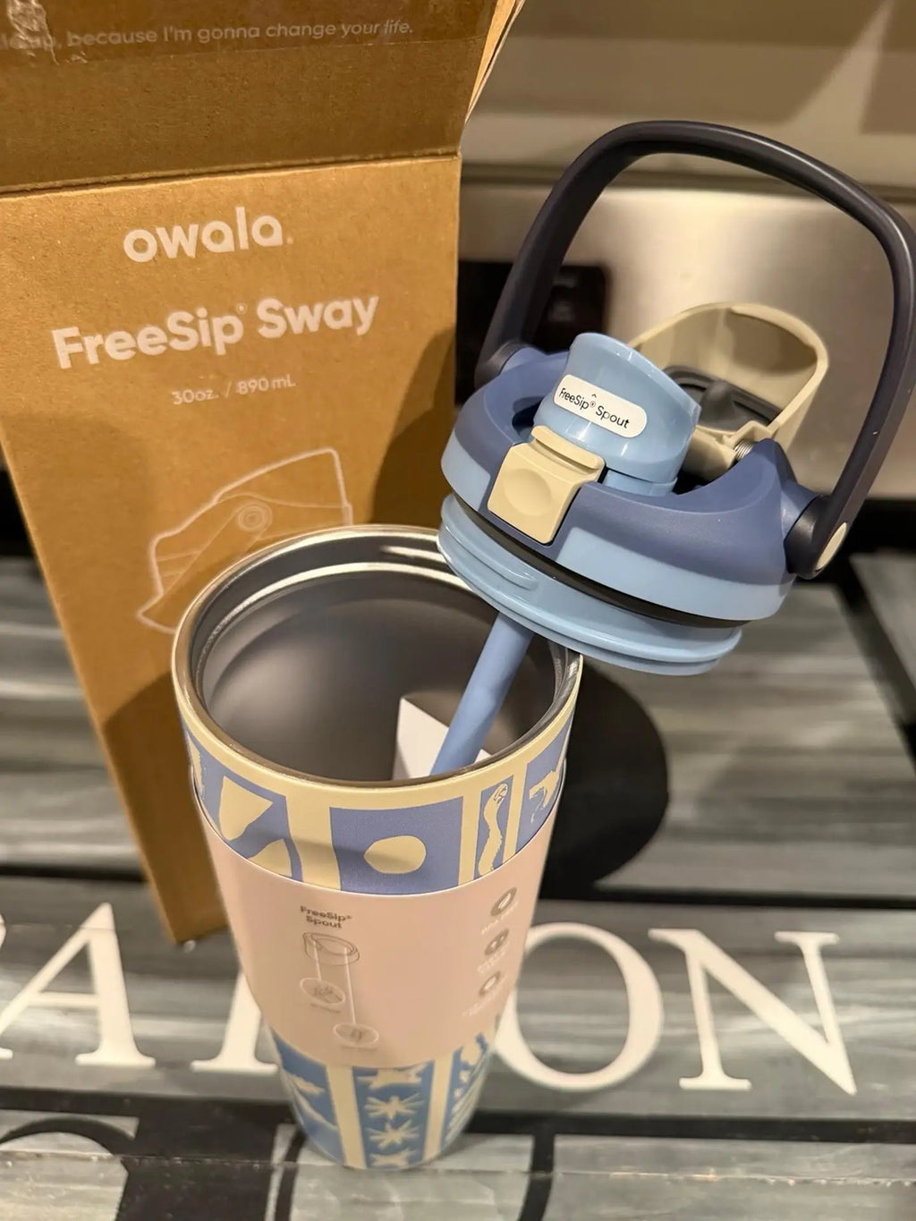 Owala Vintage Surf Birthday Beach Bash 30oz  890 ml Tumbler