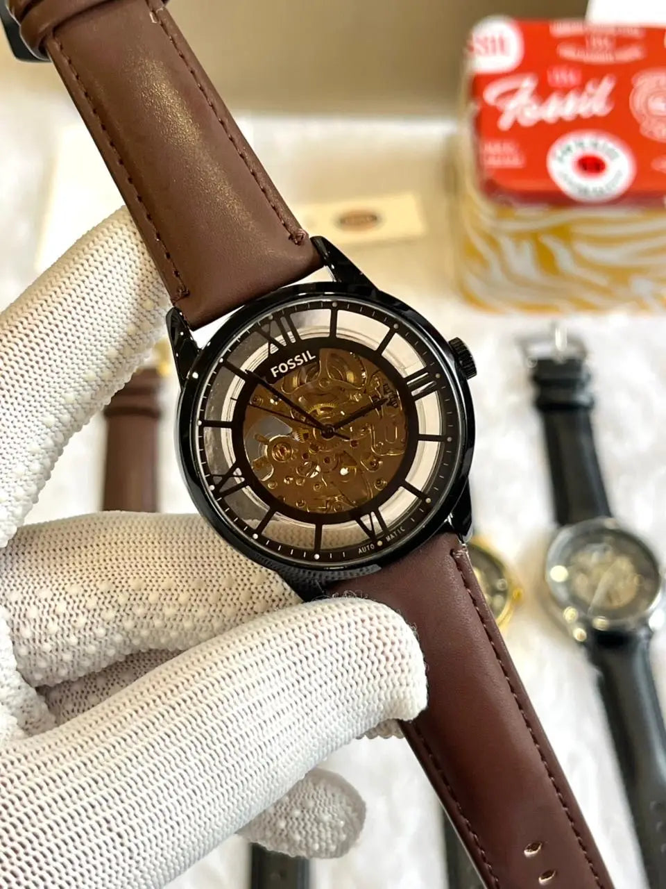 FOSSI TOWNSMAN LEATHER AUTOMATIC PREMIUM WATCH