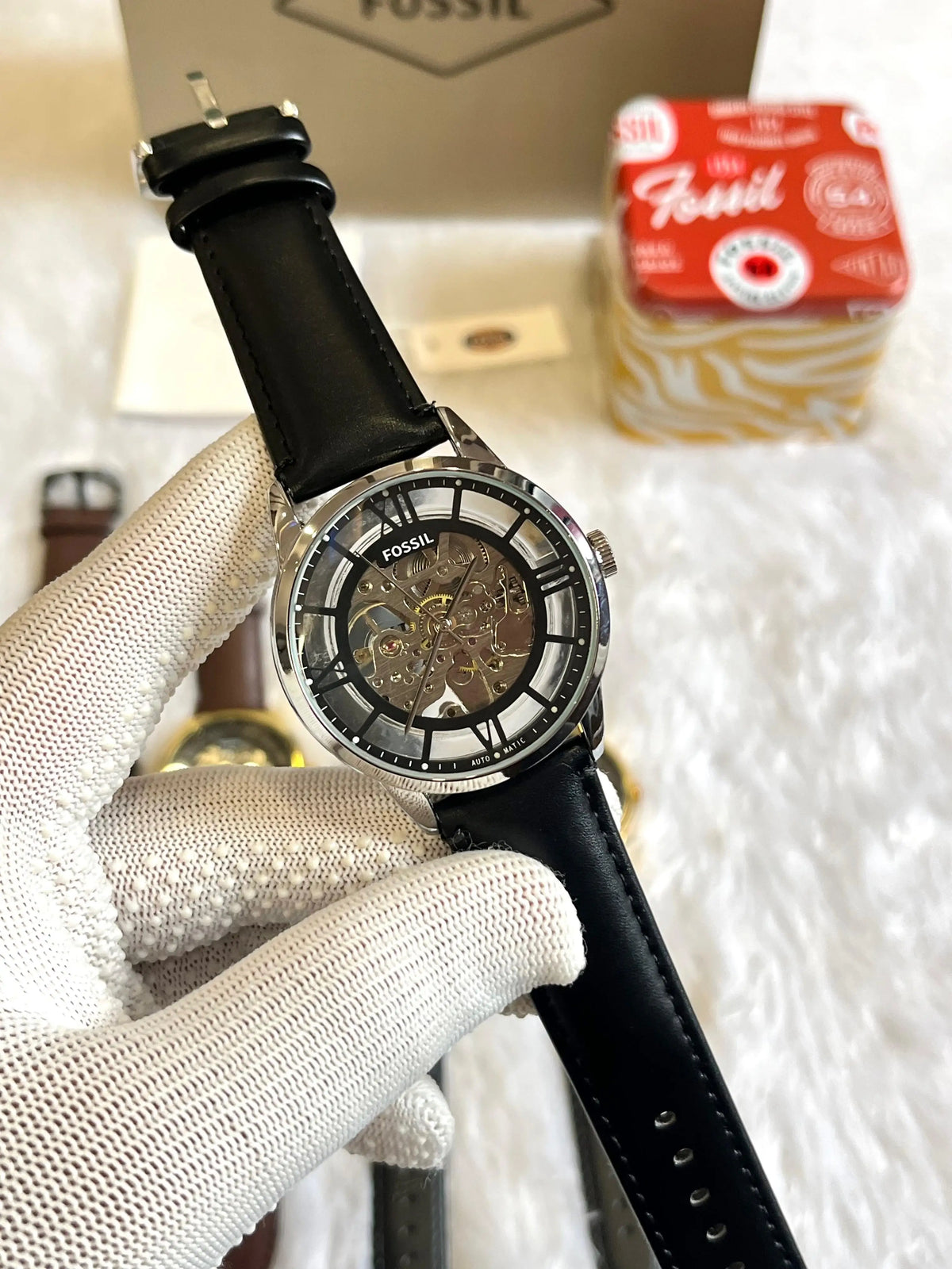 FOSSI TOWNSMAN LEATHER AUTOMATIC PREMIUM WATCH