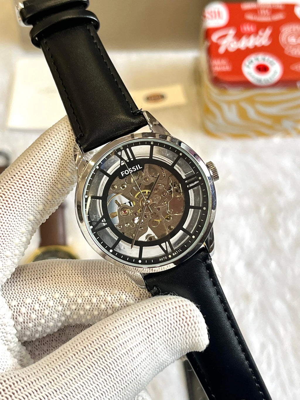 FOSSI TOWNSMAN LEATHER AUTOMATIC PREMIUM WATCH