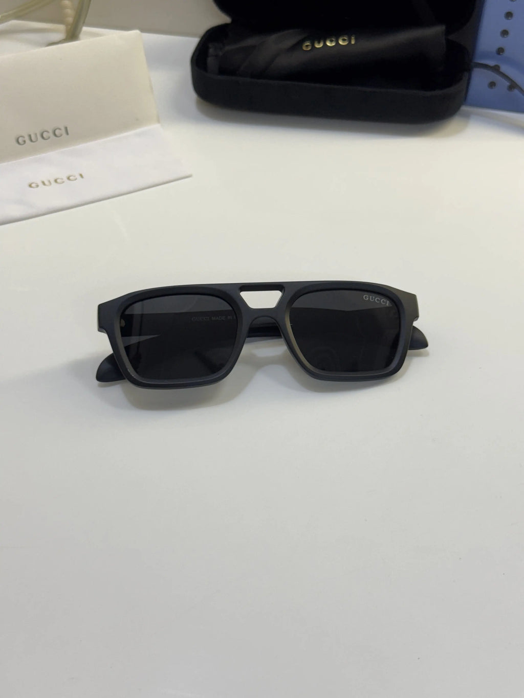 Gucci_4951_White_Black
