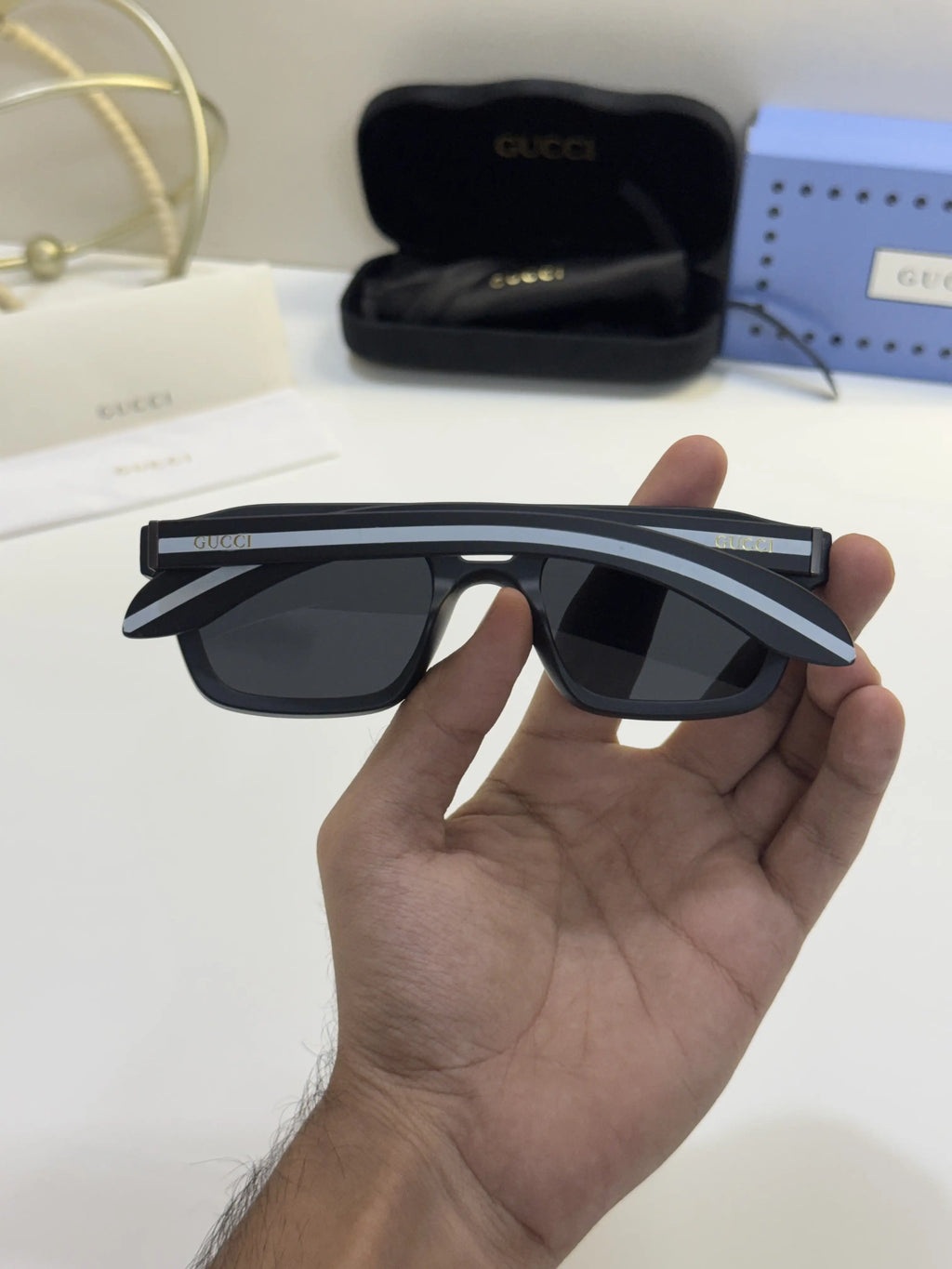 Gucci_4951_White_Black