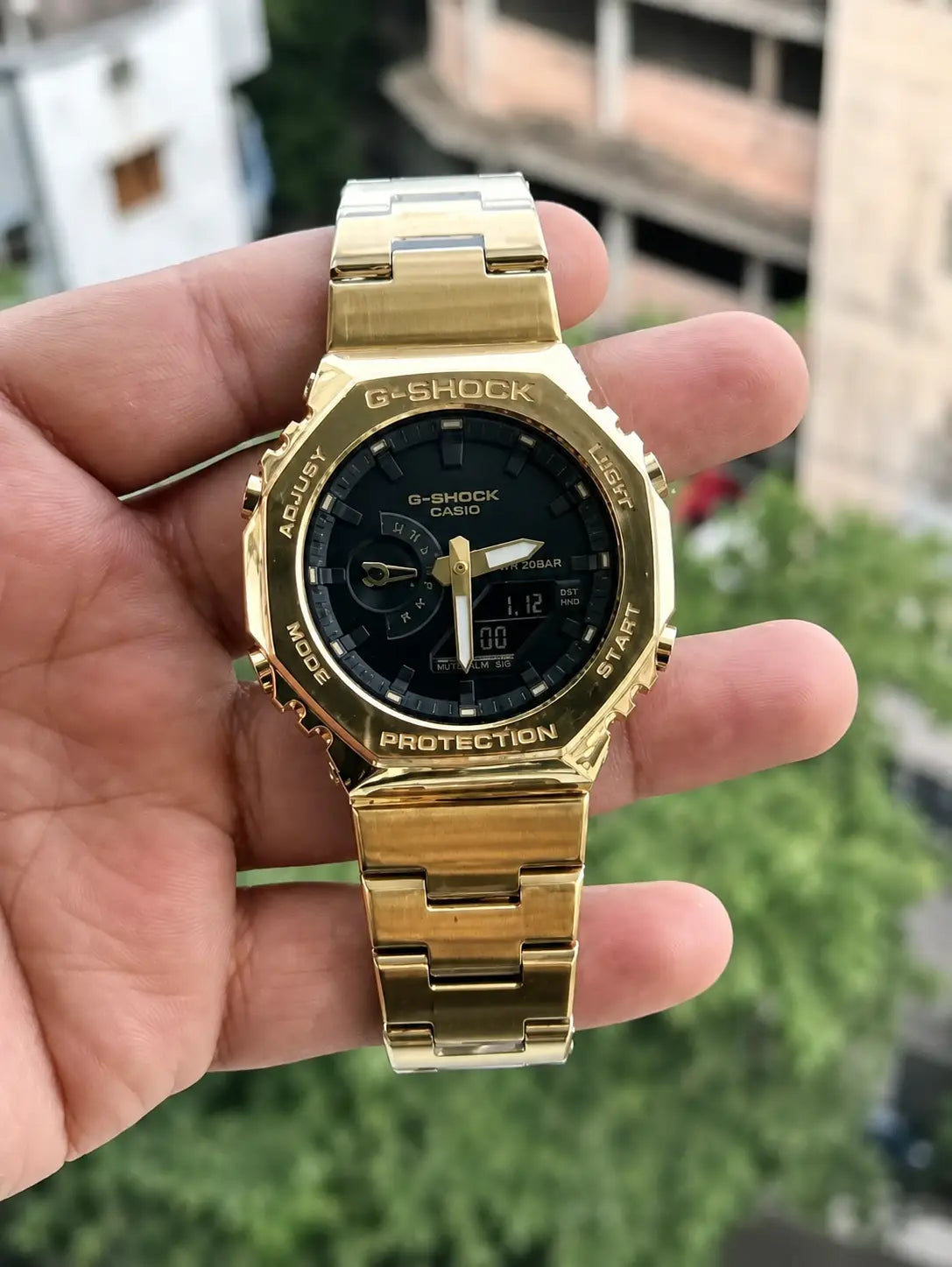 G Shock Men Quartz golden with blac