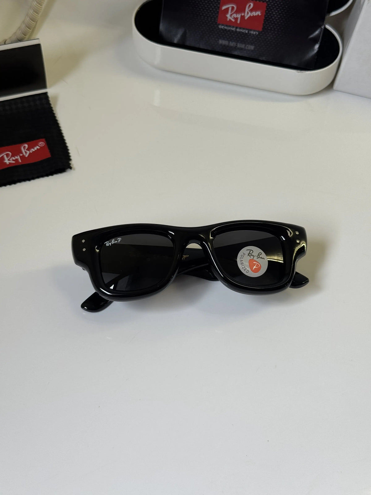Rayban_4940_Black_diamond_Crystal_Edition