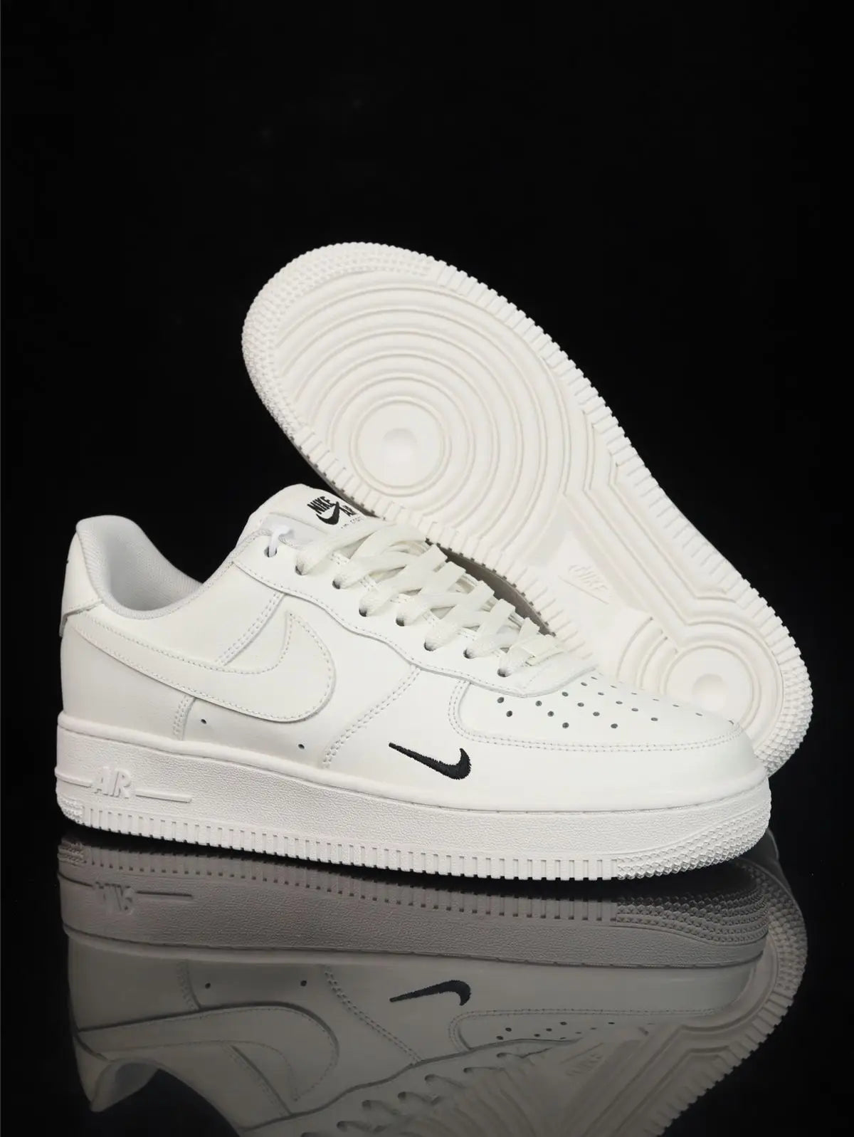 Nike Airforce 1 07 Essential Sail Black