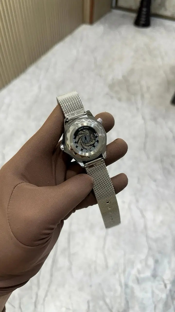 OMEGA SEAMASTER DIVER 300M AUTOMATIC