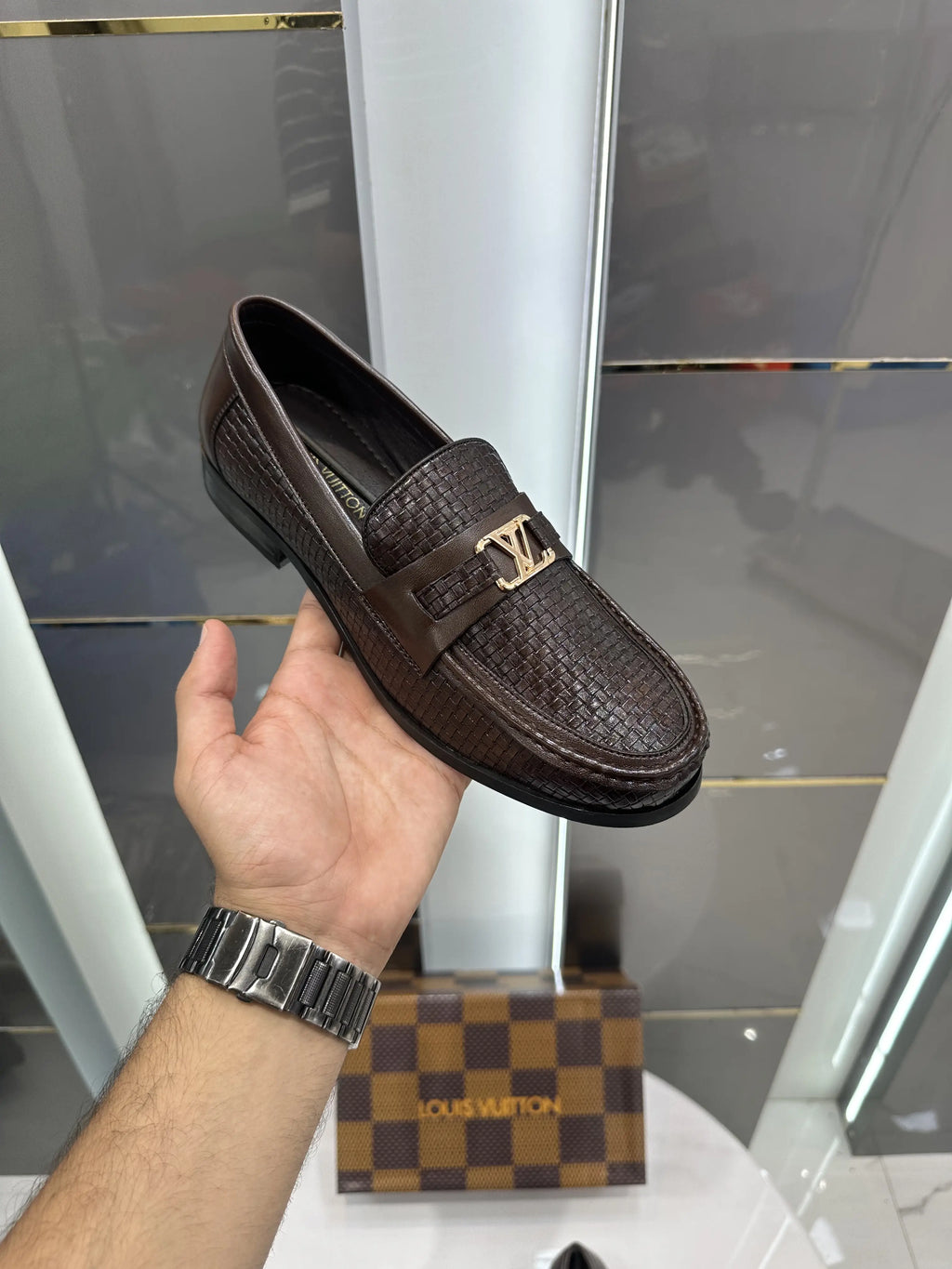 Louis_Vuitton Brown Premium Leather Formal Loafers