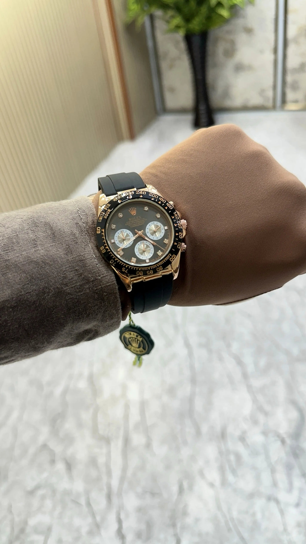 Rolex cosmograph daytona everose gold oysterflex