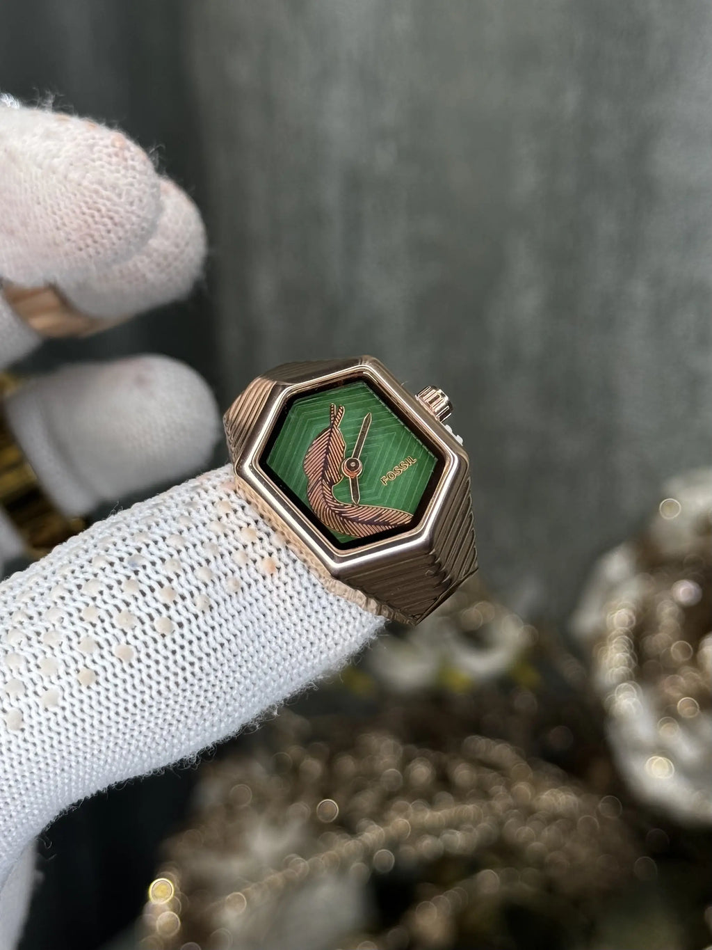 Fossi l Serpentine Copper Green Ring Analog Watch