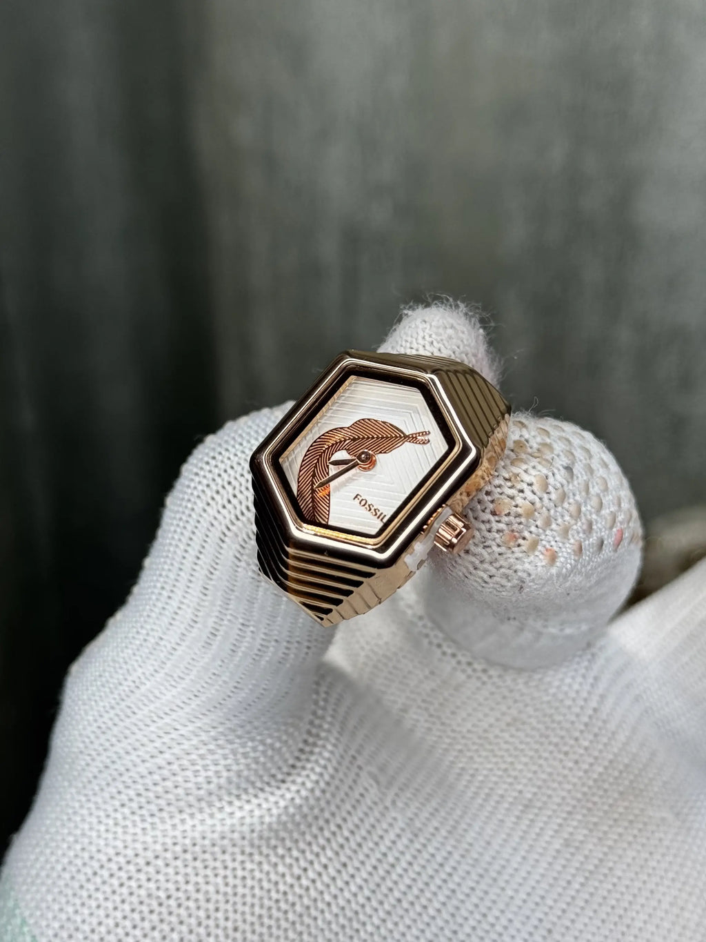 Fossi l Serpentine RoseGold White Ring Analog Watch