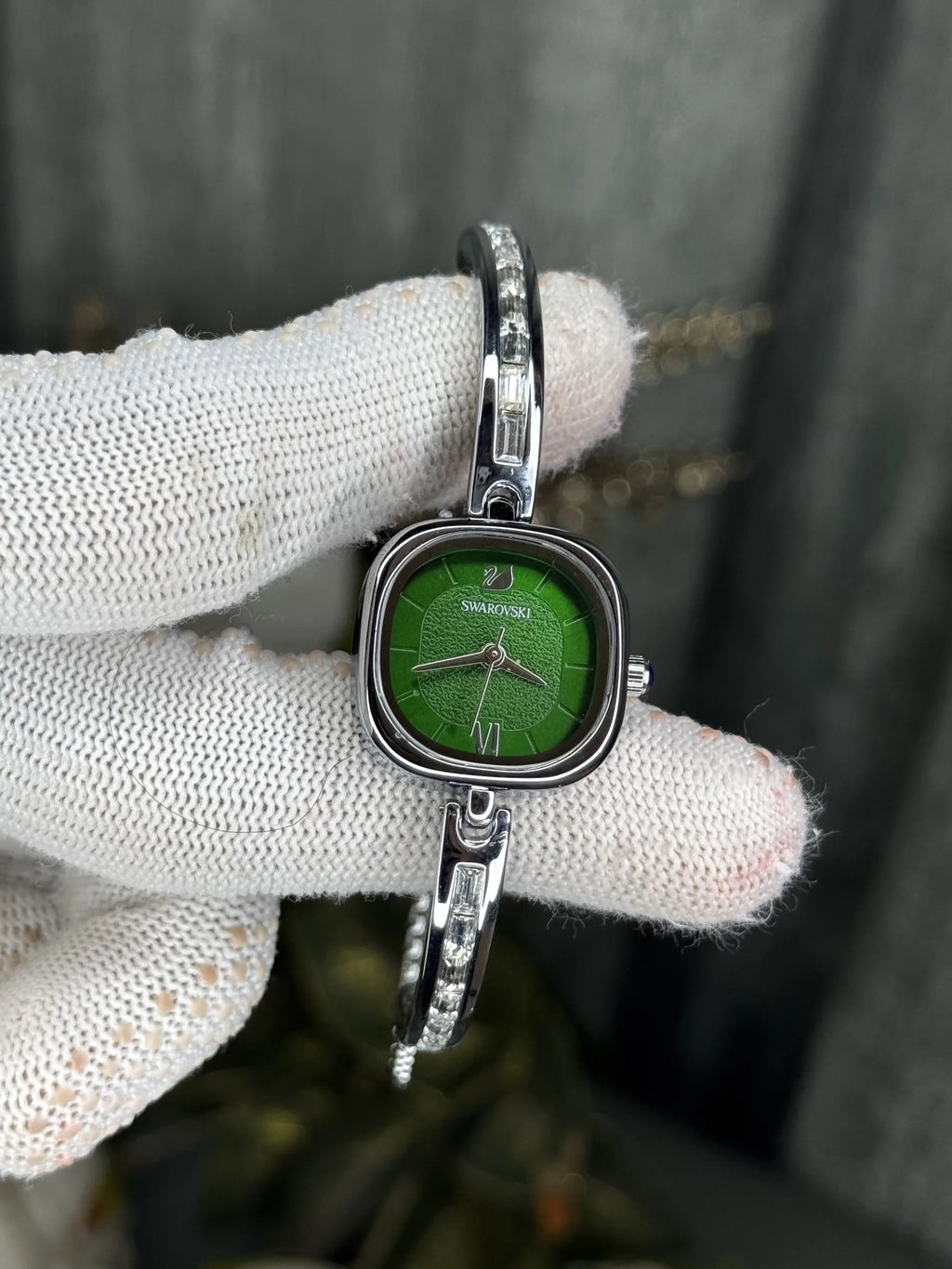 Swarovsk i Silver Green Diamond Premium Ladies Watch