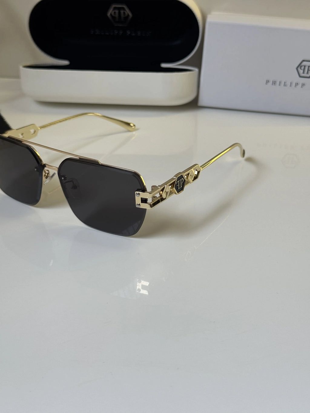 Philipp_Plein_26043_Gold_Black