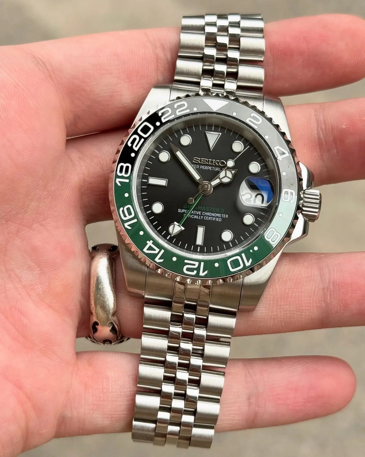Seiko MOD GMT Master Sprite Heavy Shift Movement