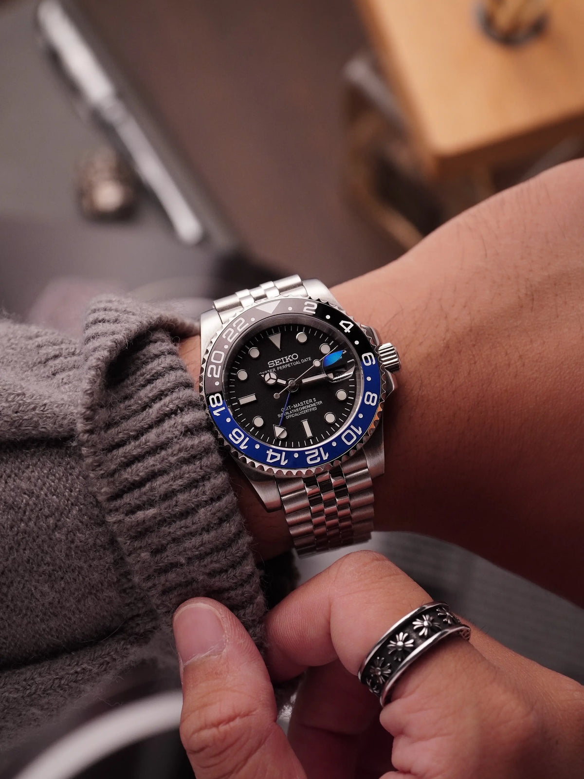 Seiko MOD GMT Master Batman Heavy Shift Movement