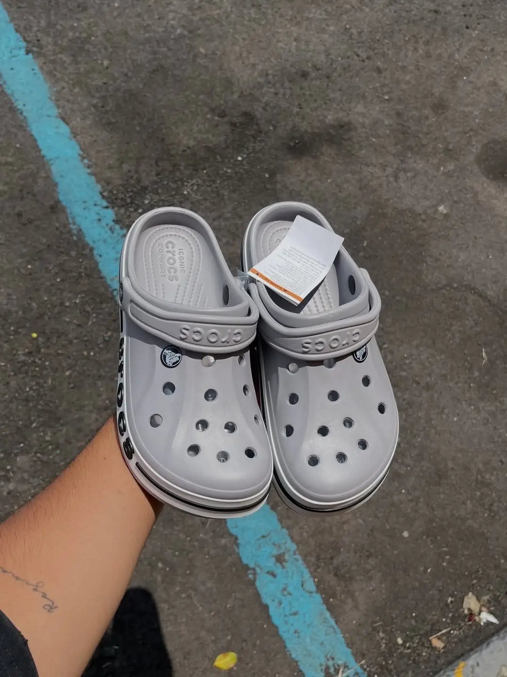 Crocs_Bayaband Clogs Grey Black