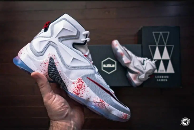 Nike LeBron 13 Horror Flick (337