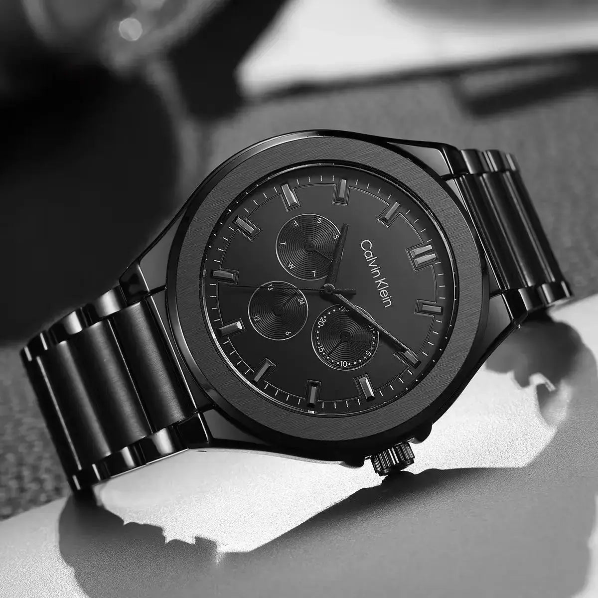 Calv!_n Klei_n chronograph 209