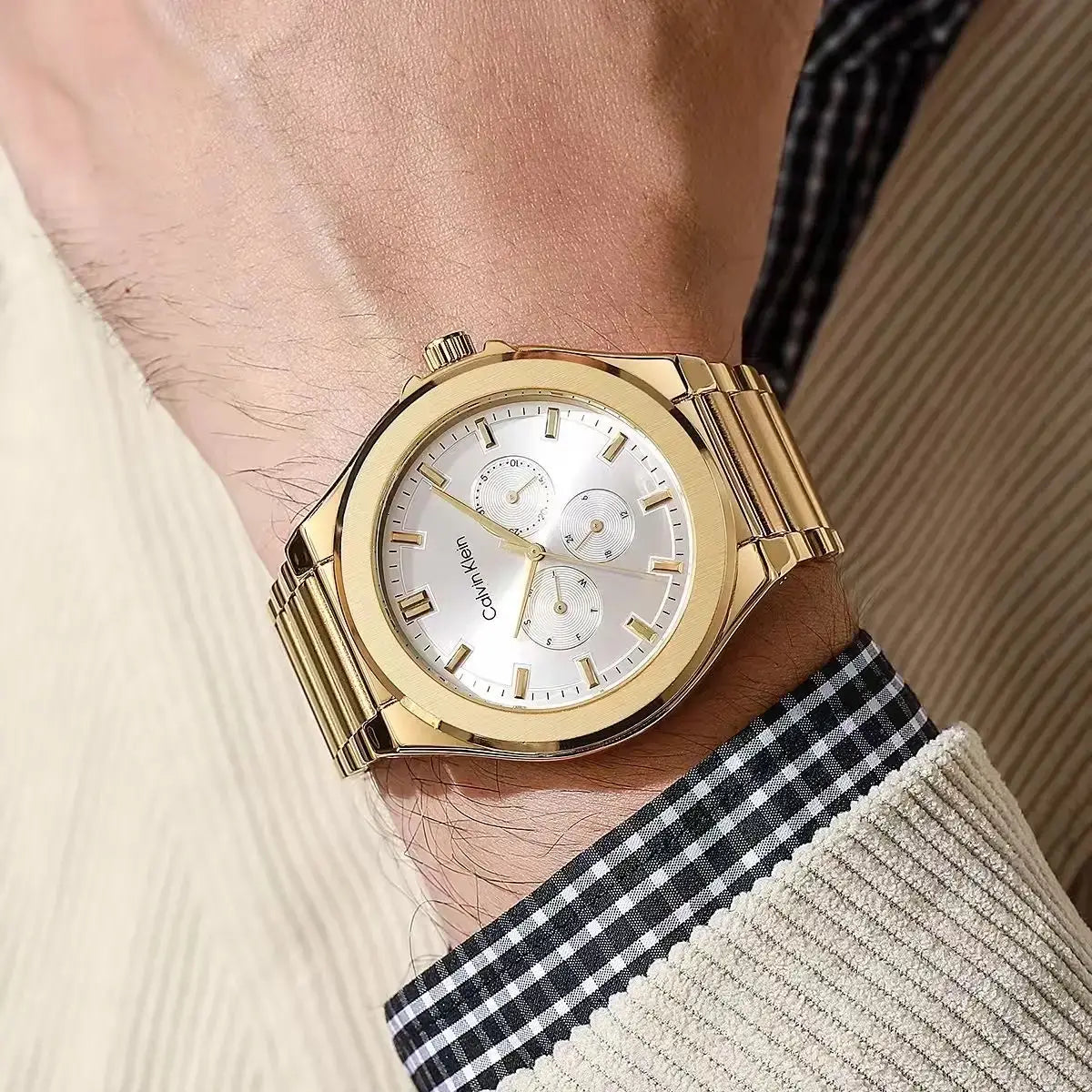 Calv!_n Klei_n chronograph 209