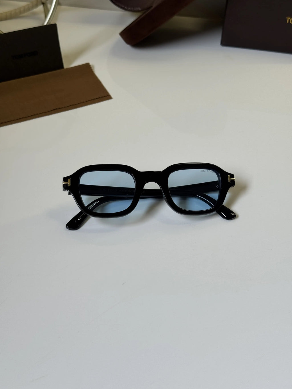 Tomford_350_Black_Blue