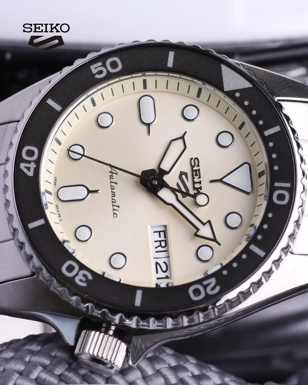 Seiko 5 Sports DayDate
