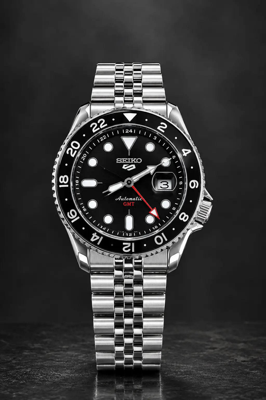 Seiko 5Sportz GMT Heavy Shift Movement