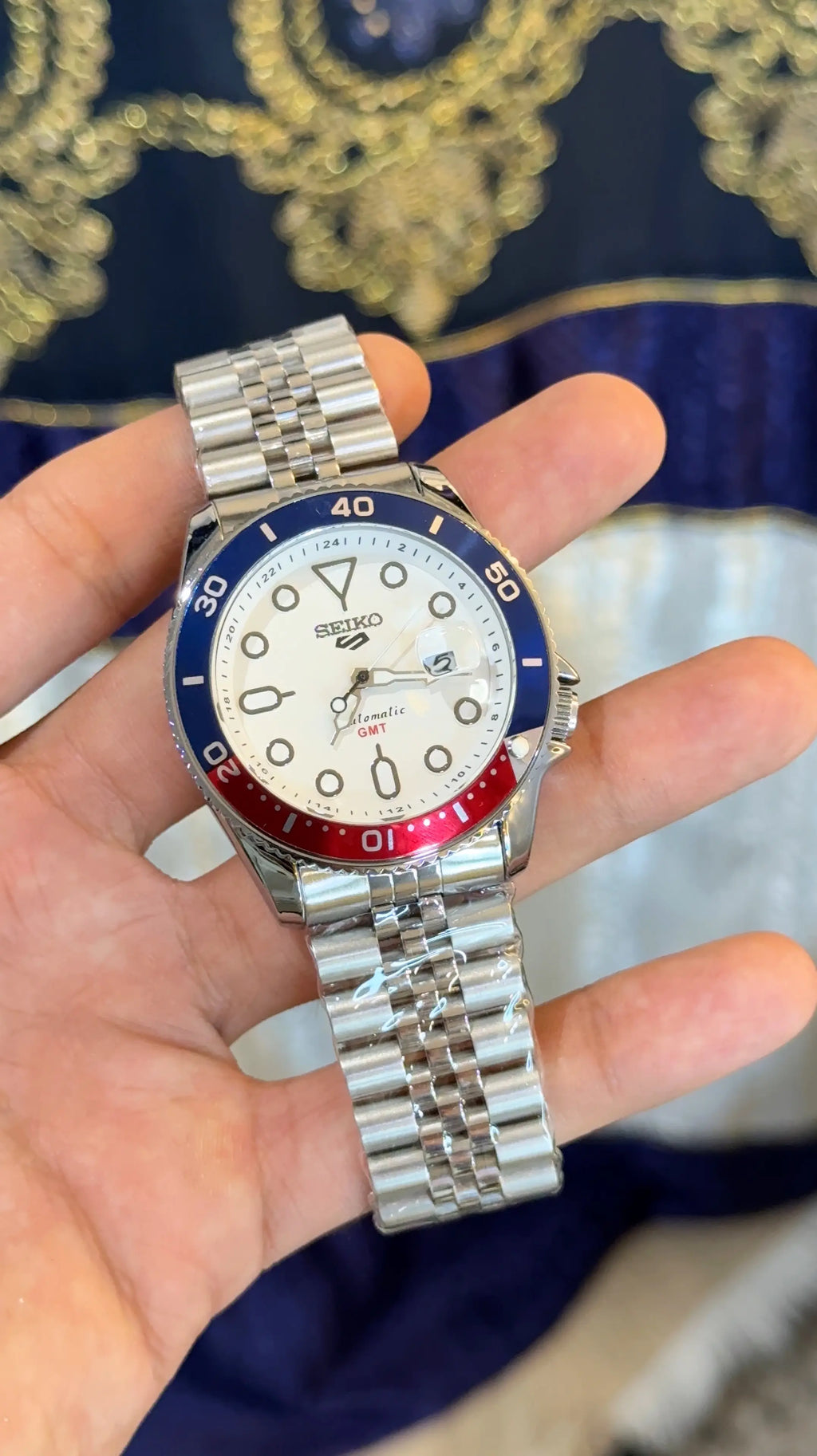 Seiko 5Sportz GMT Heavy Shift Movement