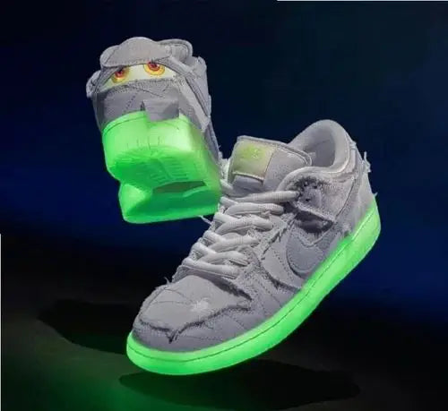 Nik e Sb  Dunk Low SB Mummy Glow in Dark