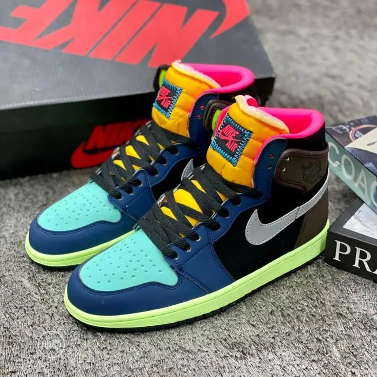Nik e Jordan Retro 1 High Bio Hack Semi UA
