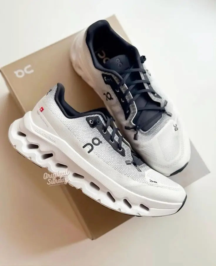 ON CLOUD Running TILT 2 0 BLACK IVORY HP