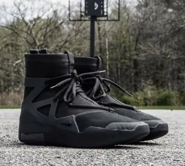 Nik e Air Fear Of God Triple Black